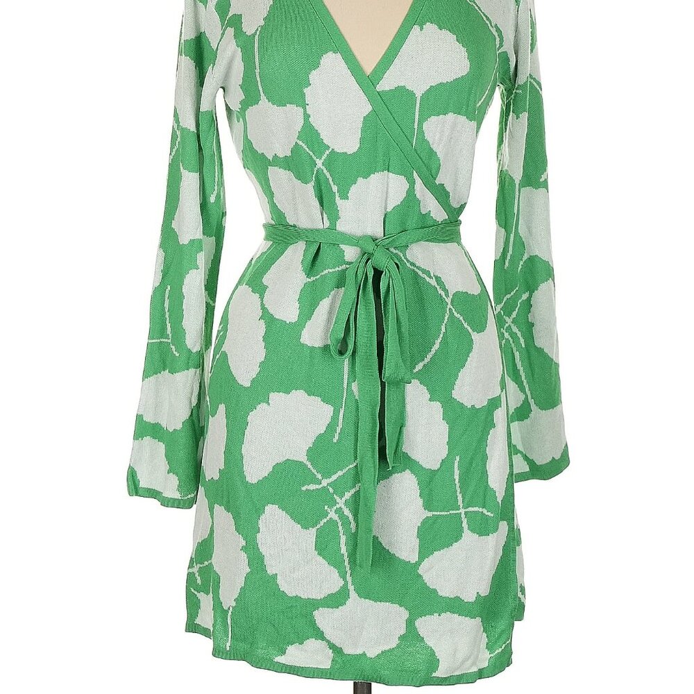NWT DVF for Target Classic knit Kelley Green Wrap dress, Medium - Picture 2 of 6